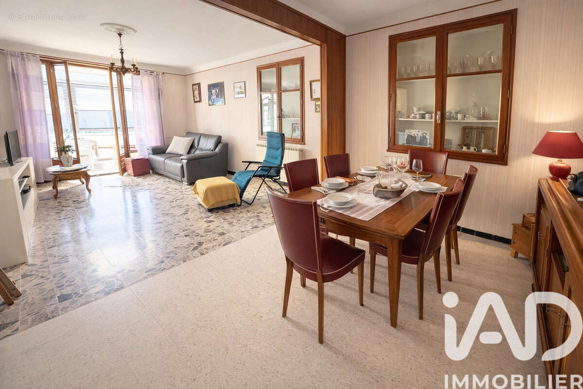 Photo 3 - Maison à VEDENE