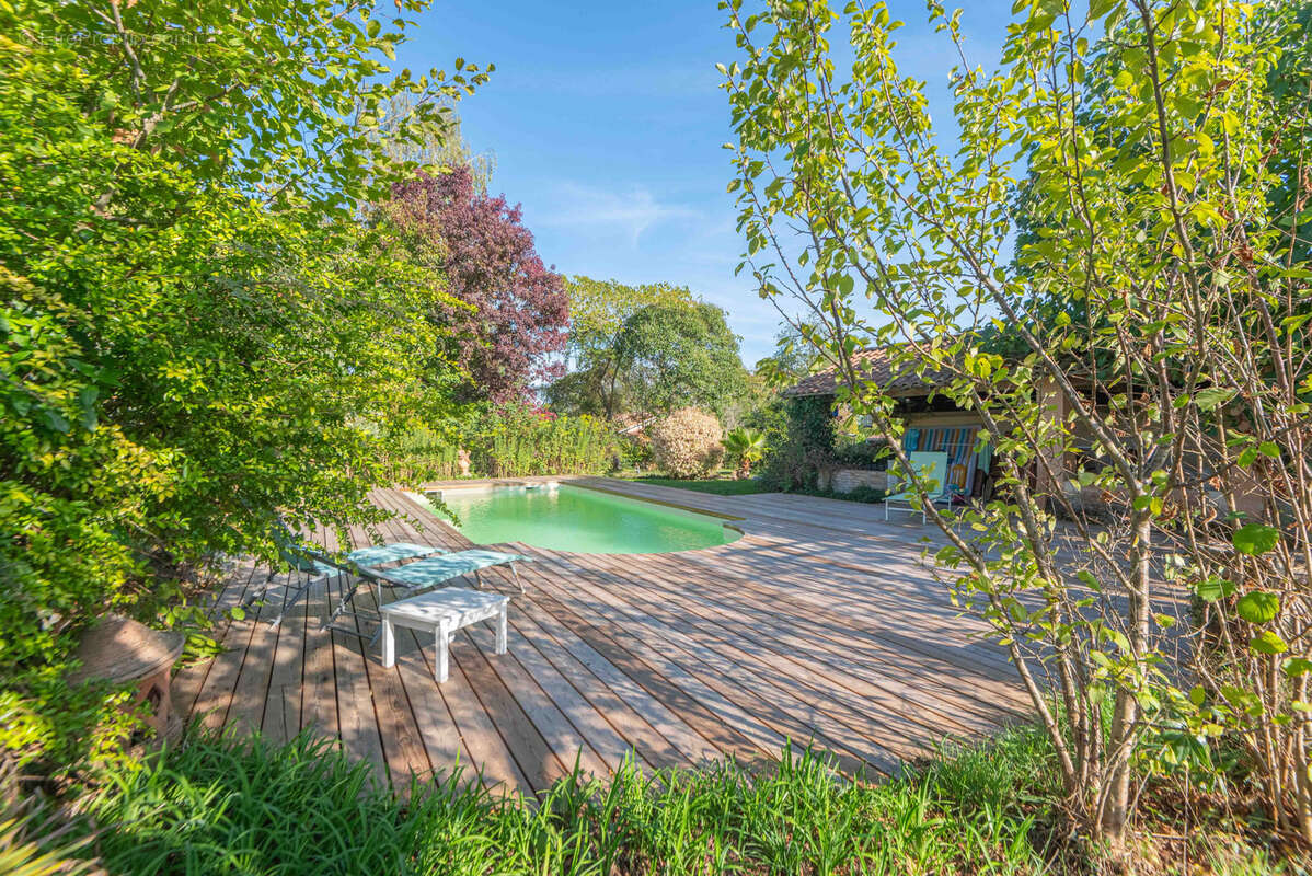 Maison à LIGNAN-DE-BORDEAUX