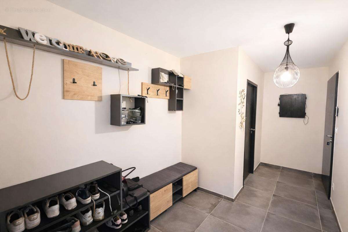 Maison à SALLES
