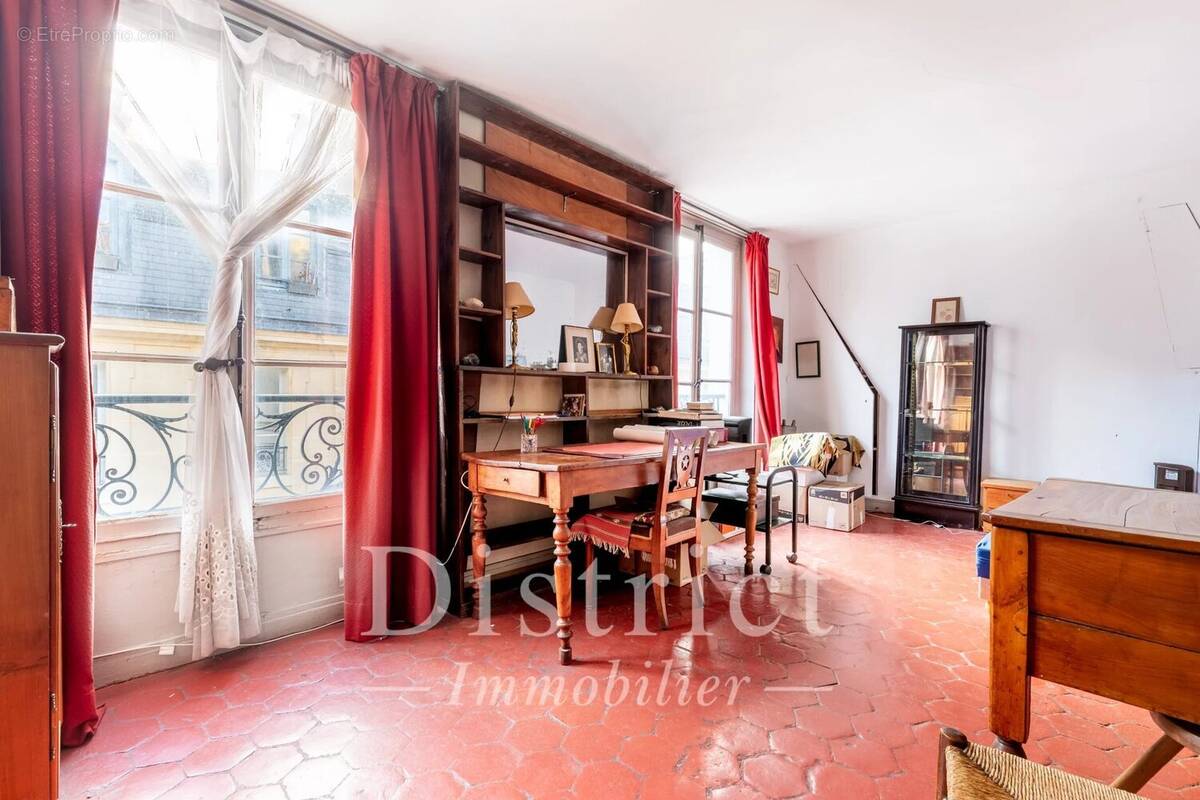 Appartement à PARIS-4E