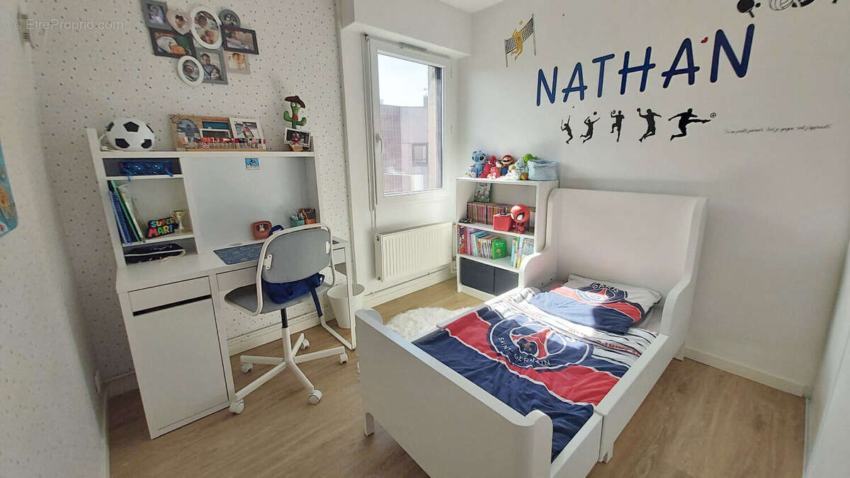 Appartement à MONTIGNY-LE-BRETONNEUX