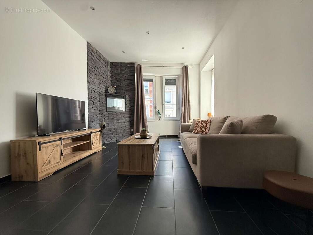Appartement 58 m² à Mulhouse  - photo 2