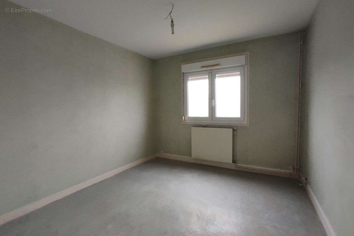 Appartement à MARIGNY-LE-CHATEL