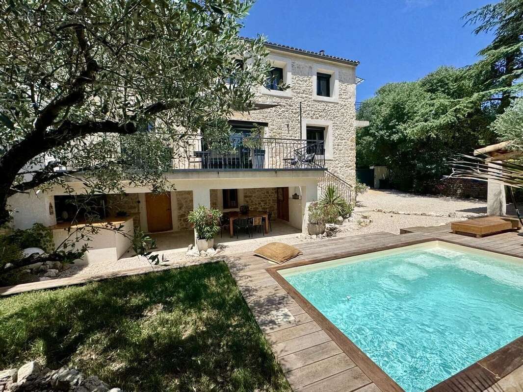 Maison à GARRIGUES-SAINTE-EULALIE