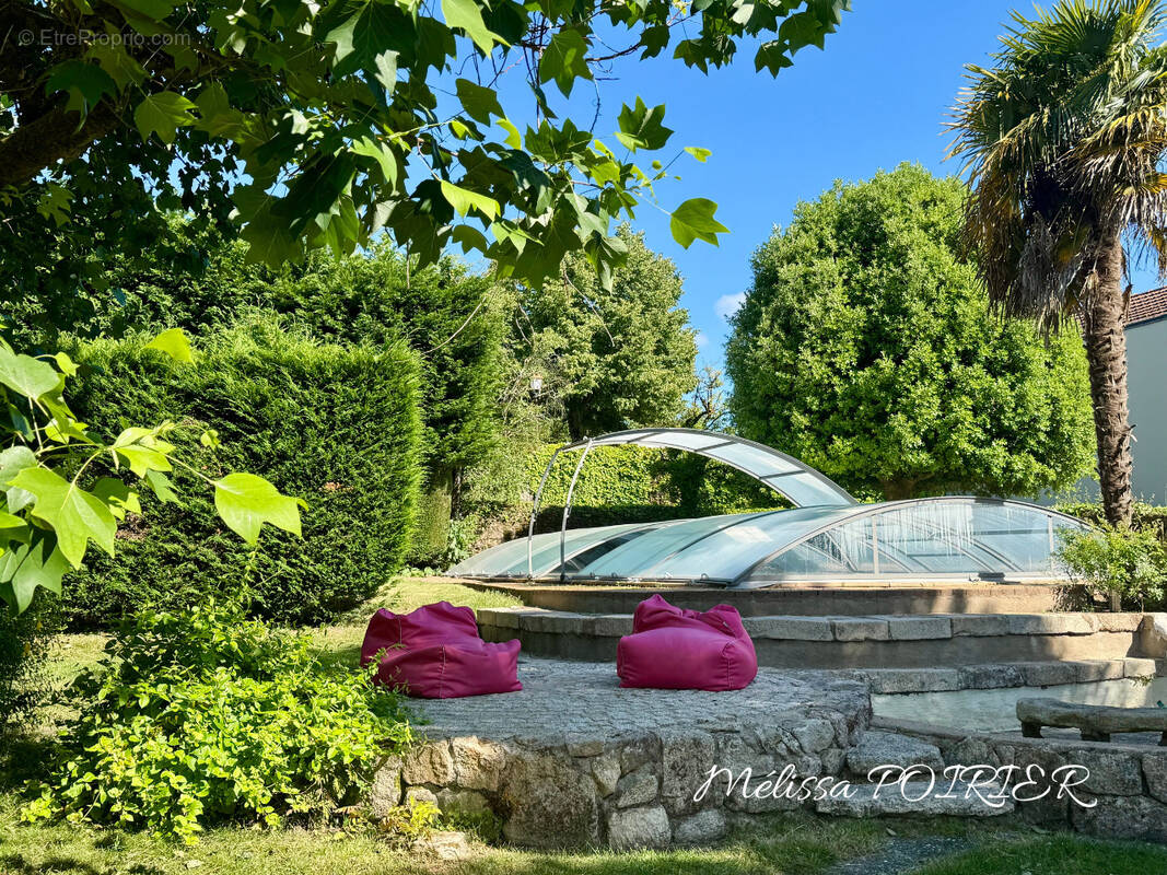 Maison à MORTAGNE-SUR-SEVRE