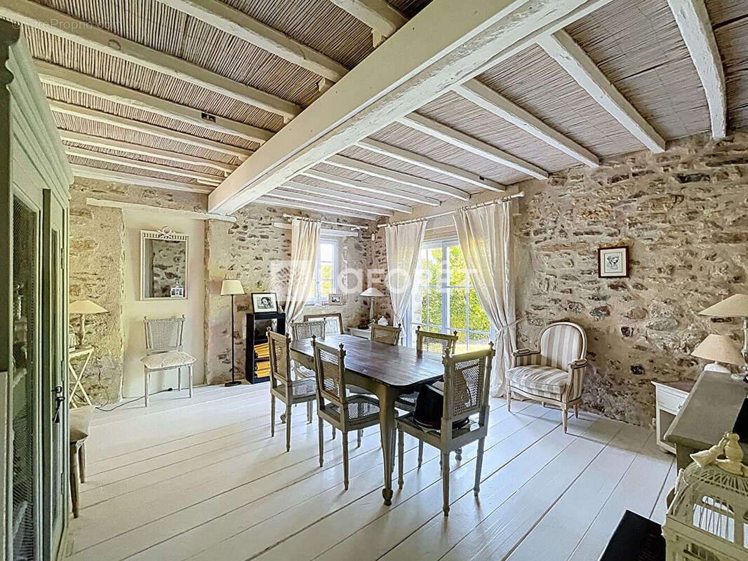 Maison à LUZARCHES