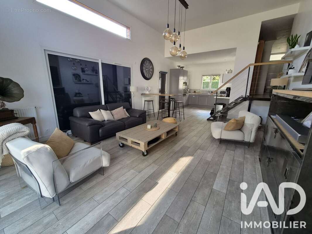 Maison 93 m² à Morsang-Sur-Orge  - photo 5