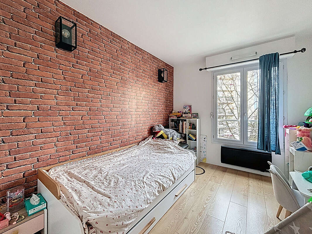 Appartement à SURESNES