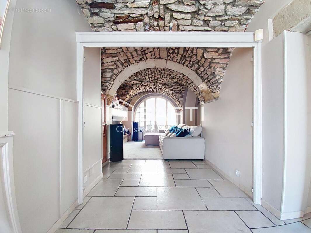 Photo 2 - Maison à VERGEZE