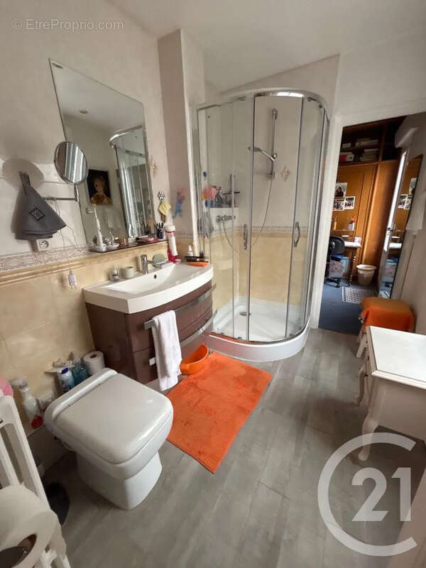 Maison à SAINT-QUENTIN