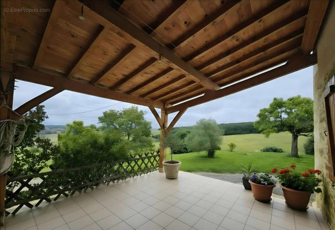 maisons de 315m2  avec 4ha à vendre - photo 12
