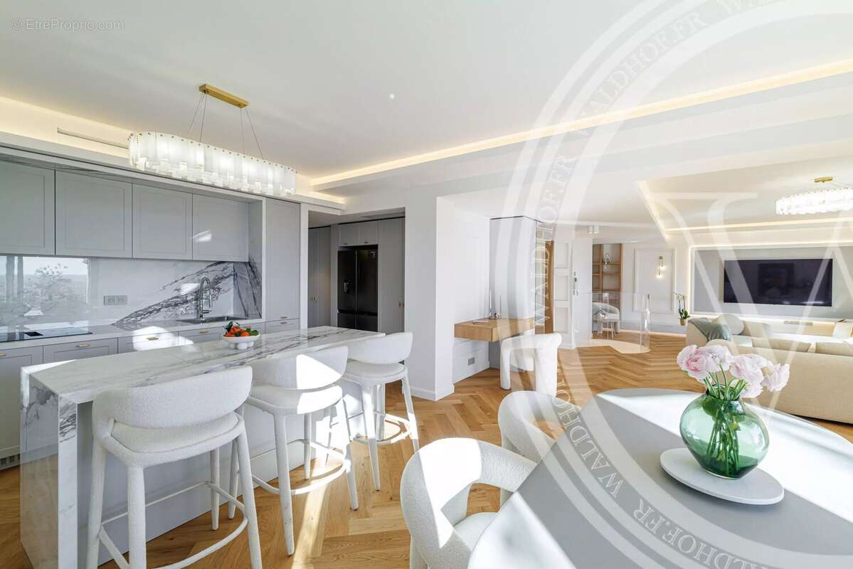 Duplex clé en main récemment rénové avec vue mer panoramique à Roquebrune-Cap-Martin - photo 5
