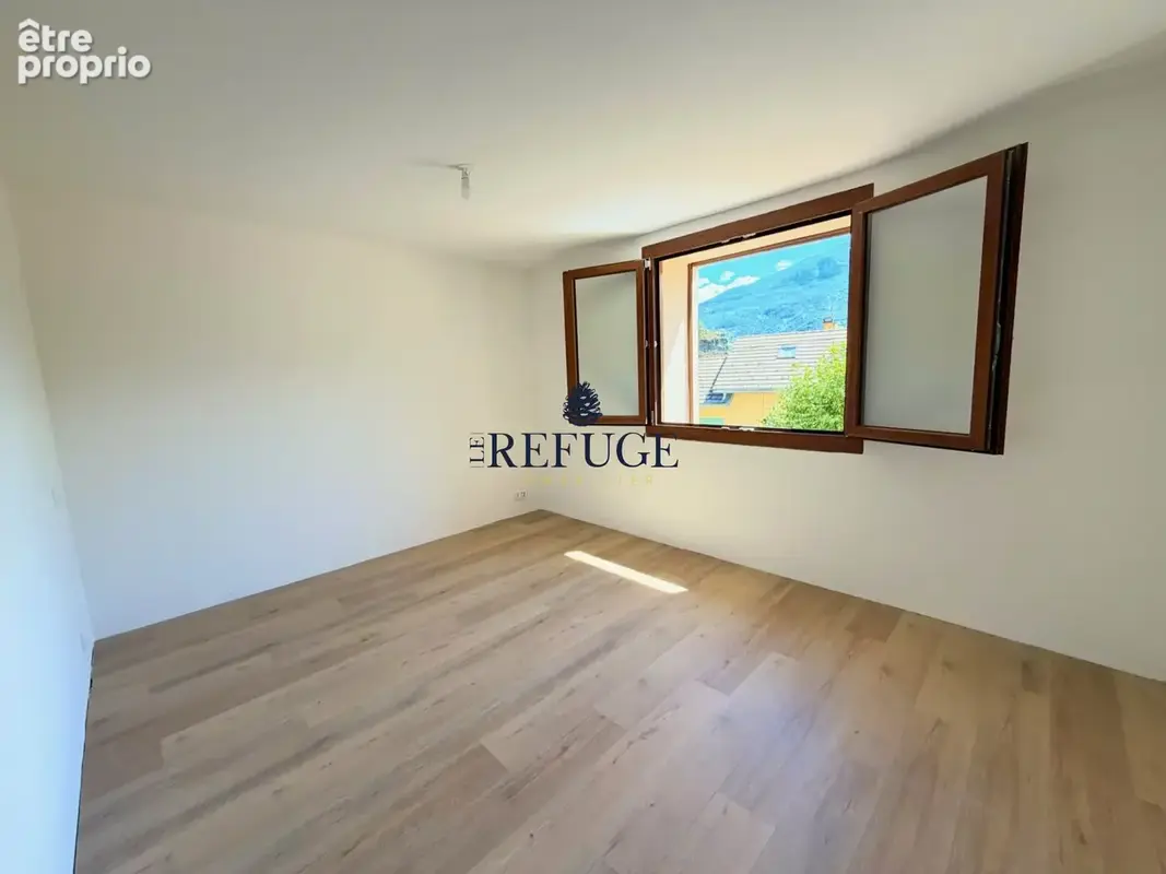 Appartement 86 m² à Embrun  - photo 6