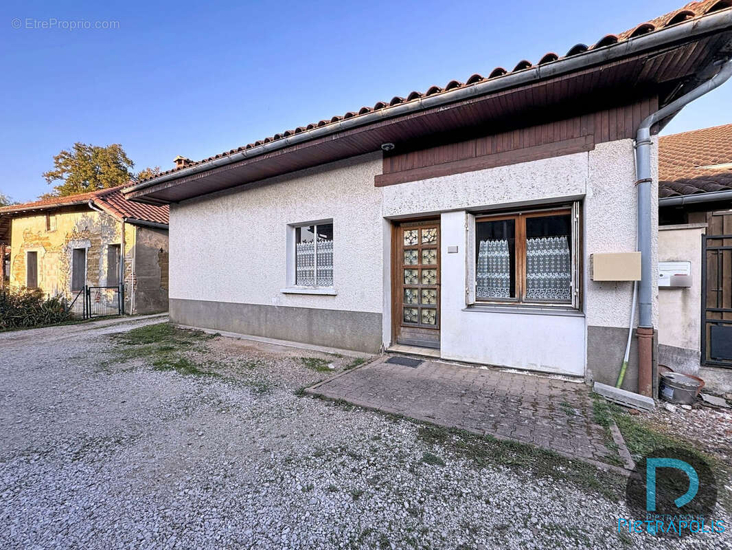 Maison à VONNAS