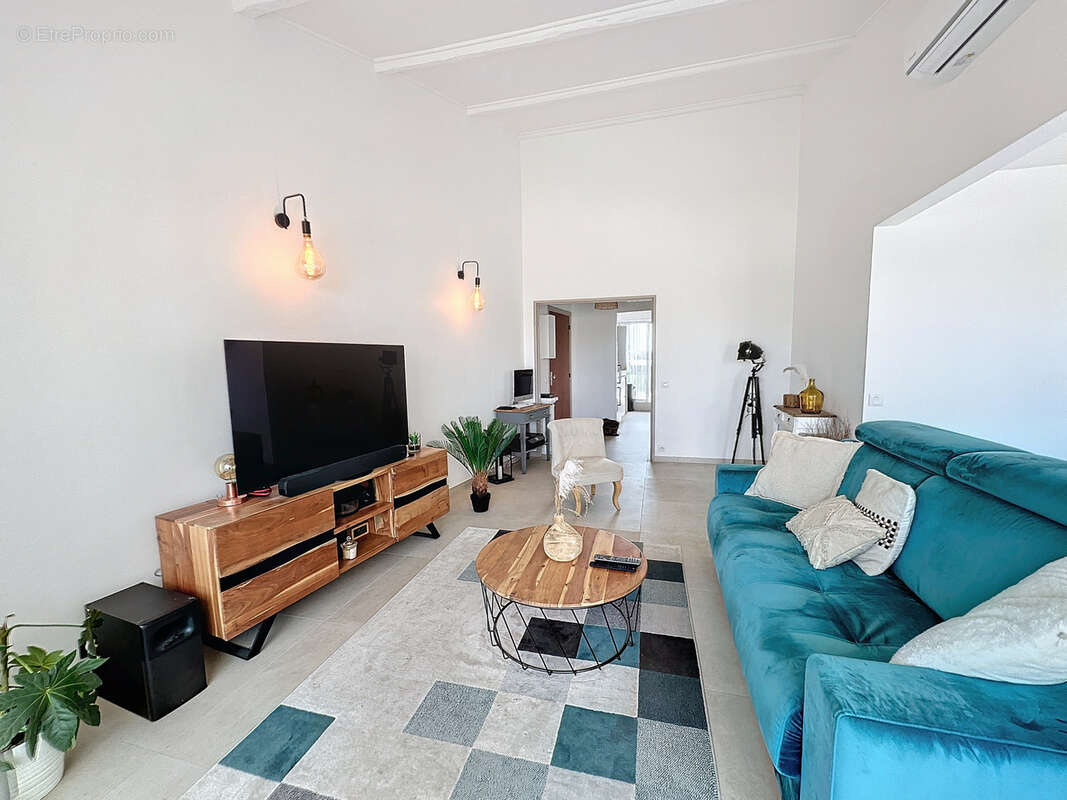 Appartement à FREJUS