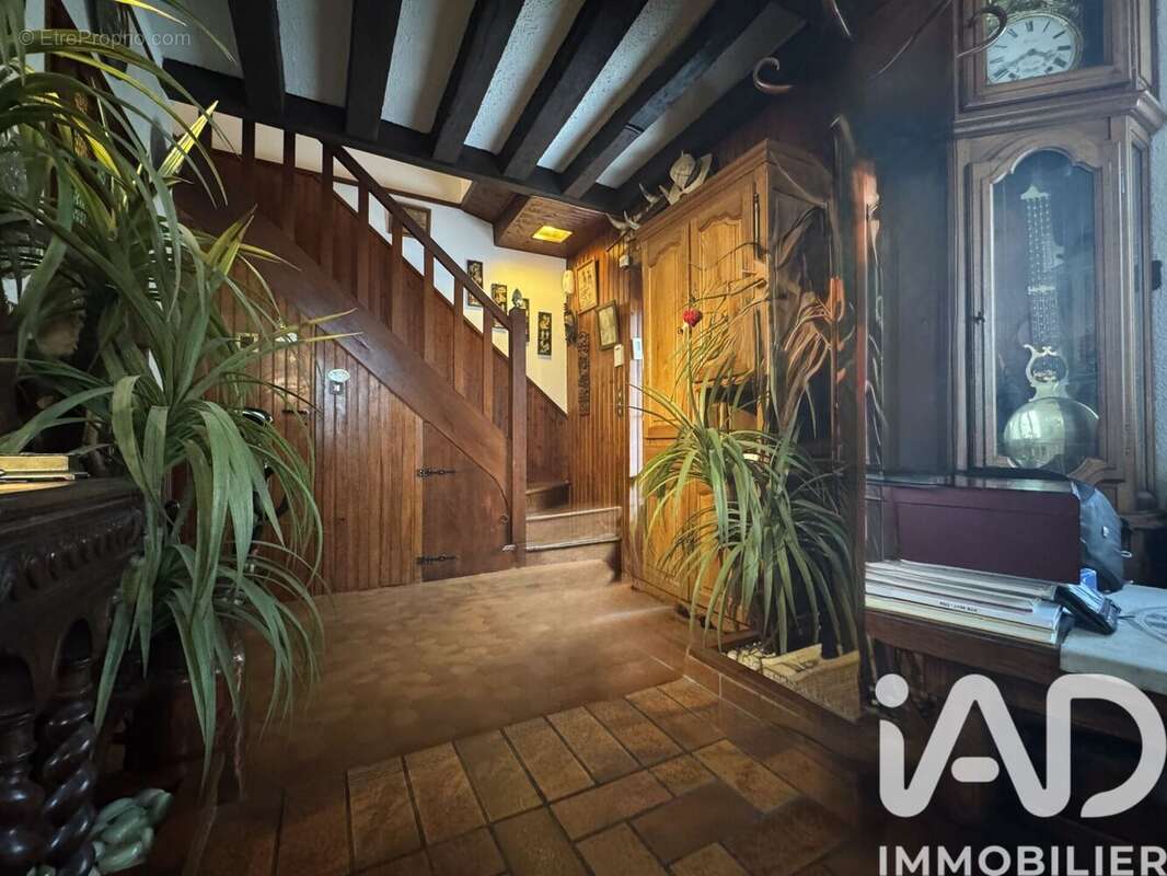 Maison 100 m² à Montigny-Le-Gannelon  - photo 2