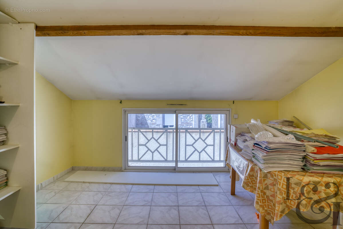 Maison à SAINTE-LIVRADE-SUR-LOT