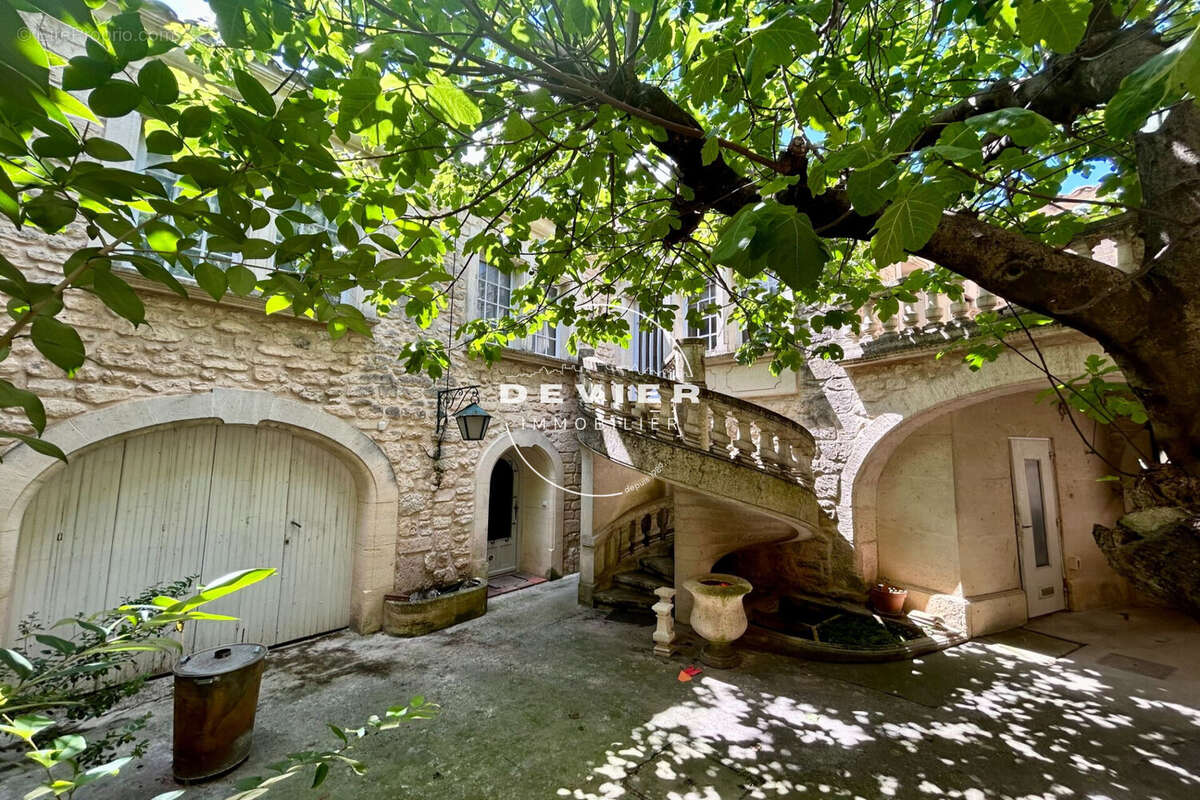 Maison à RESTINCLIERES