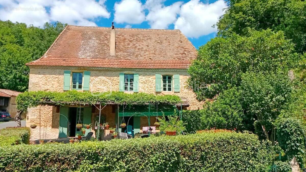 Maison à BAYAC