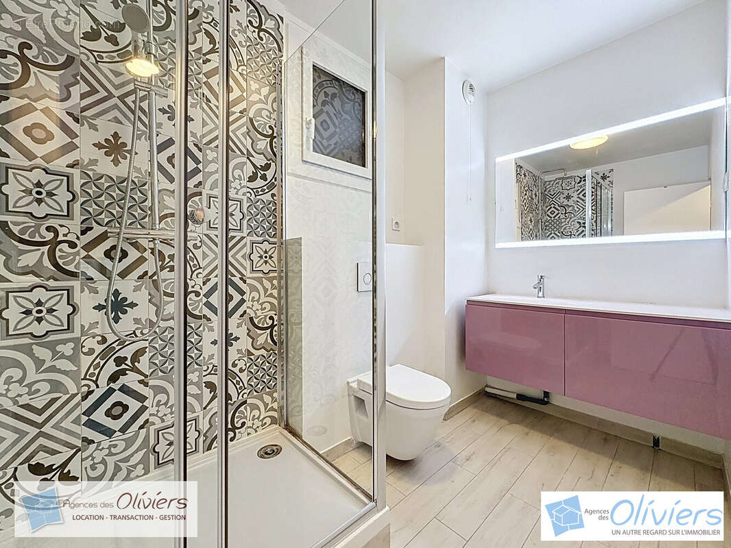 Appartement à VOISINS-LE-BRETONNEUX