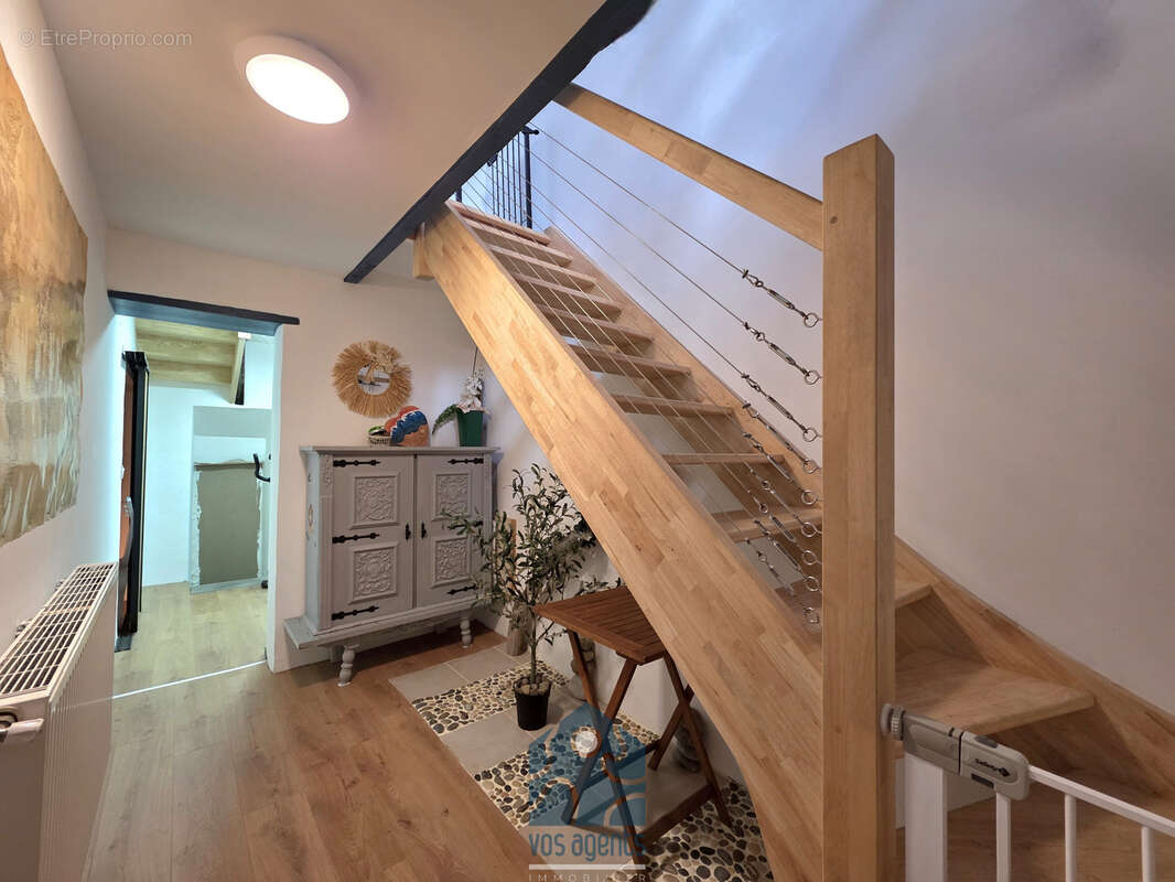 Maison individuelle 5 pièces avec cave, grange, combles aménageables et terrain - photo 9