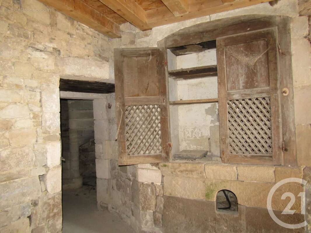 Maison à PAIZAY-NAUDOUIN-EMBOURIE