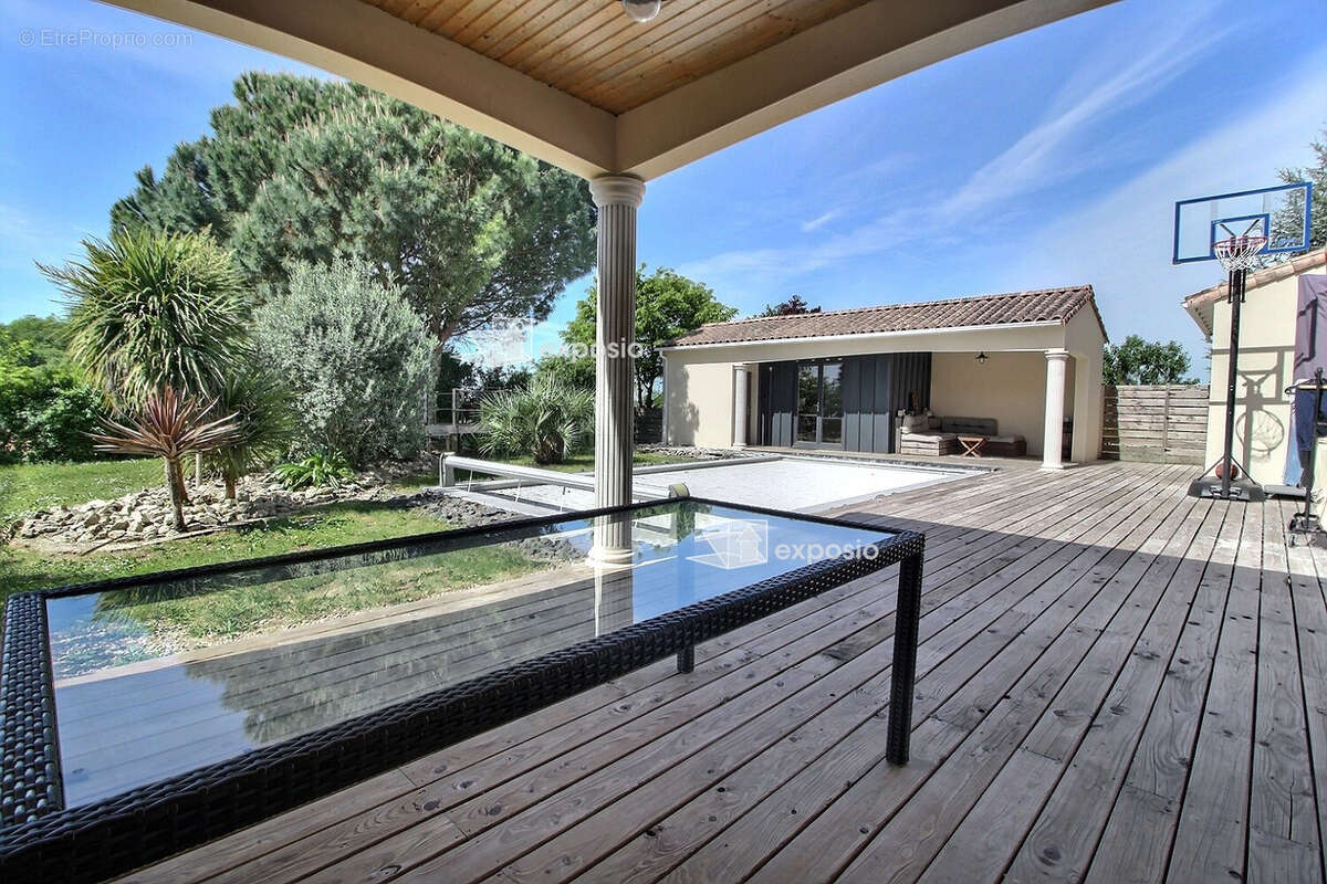 Maison à GERMOND-ROUVRE