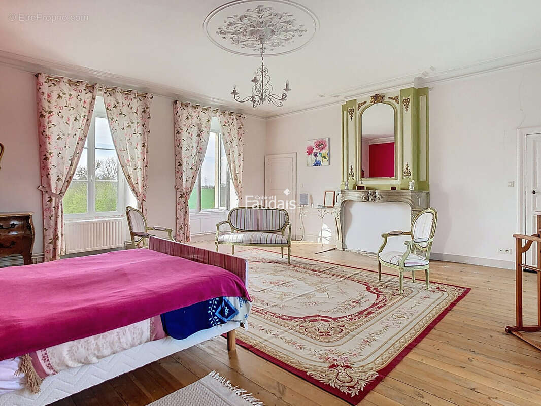Maison 330 m² à Isigny-Sur-Mer  - photo 9