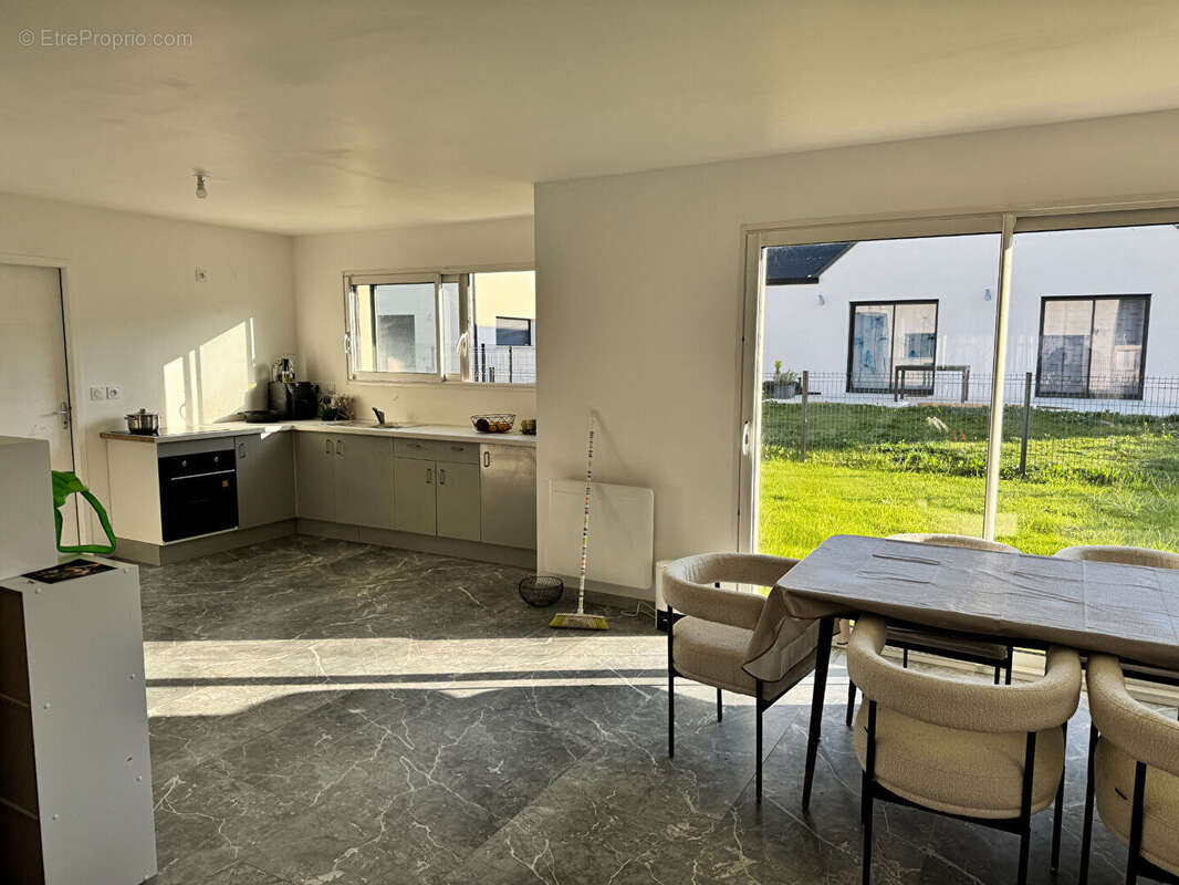 Maison à BRETTEVILLE-SUR-LAIZE