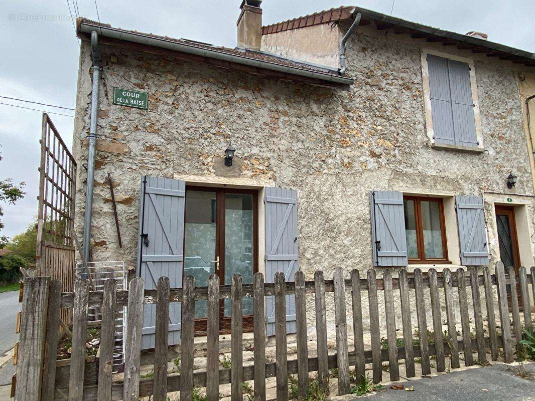** Authentique maison en pierre meulière - 110 m² hab. avec Terrain constructible - Double garage - photo 5