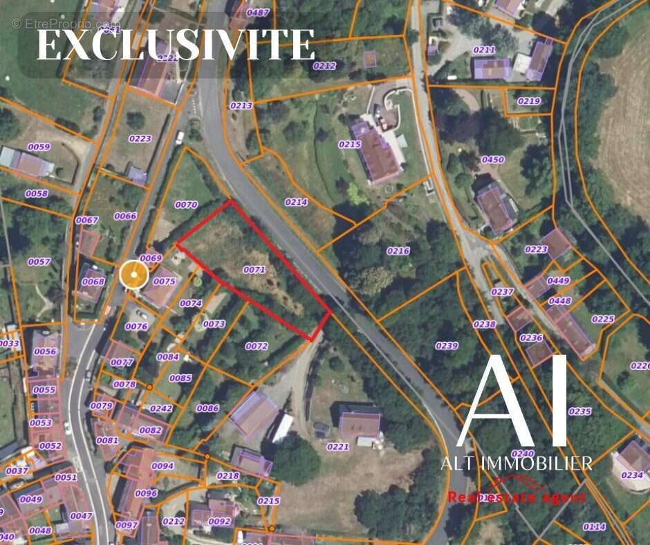 Terrain à PONT-D&#039;OUILLY