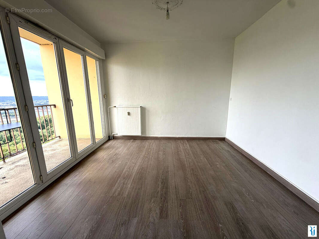 Appartement 94 m² à Canteleu  - photo 3