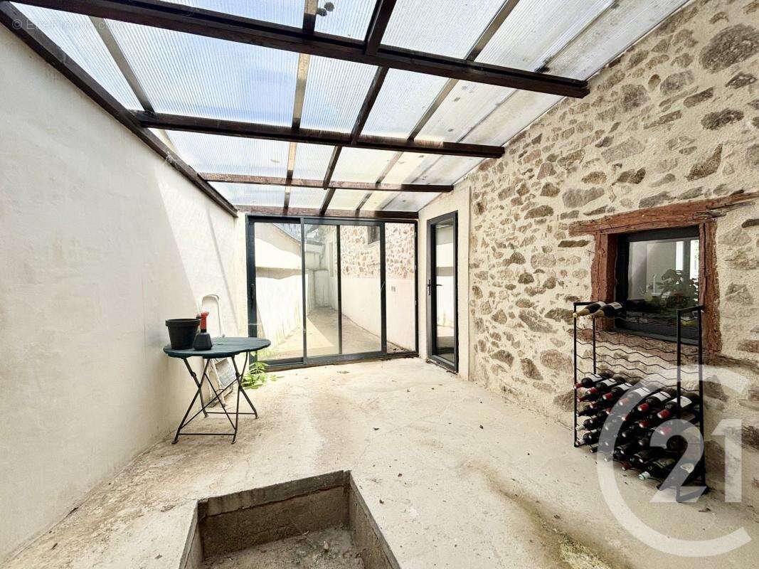Maison à FEYTIAT