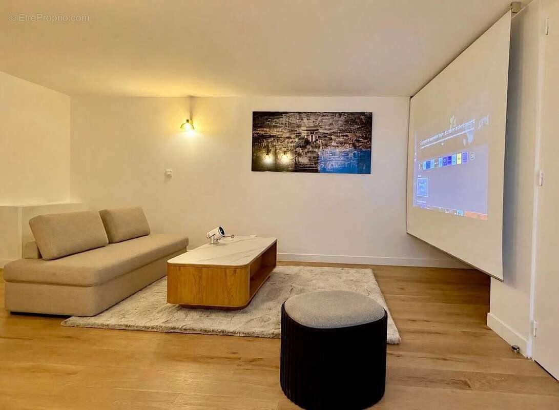 Appartement à SURESNES