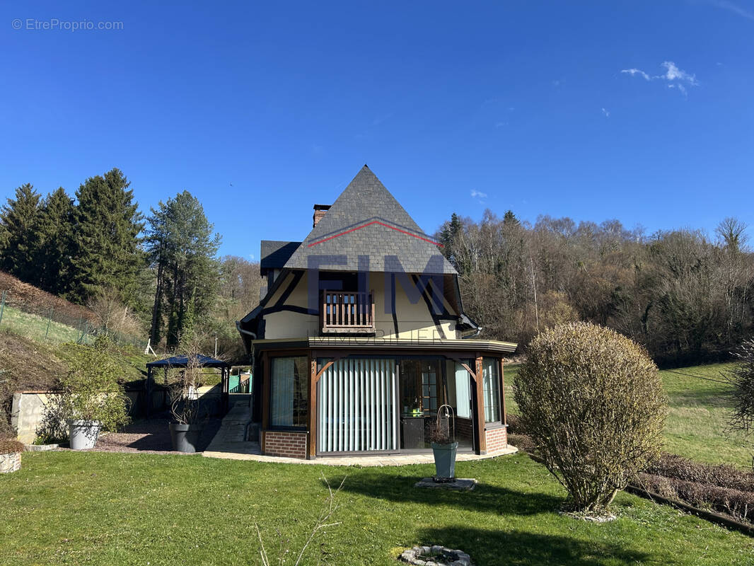 Maison à SAINT-SAENS