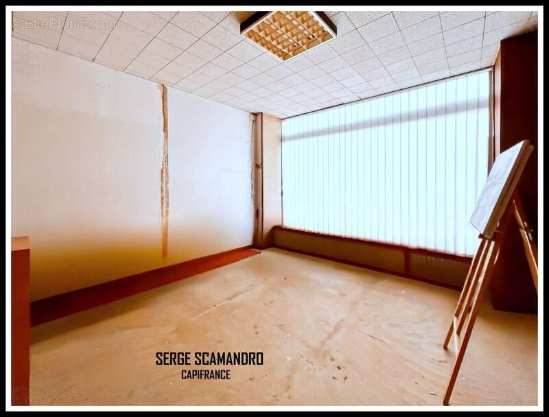 A vendre BOULOGNE SUR GESSE (31)- immeuble avec local professionel 65 m² et appartement 130 m² -2 chambres terrasse + local prof - photo 3