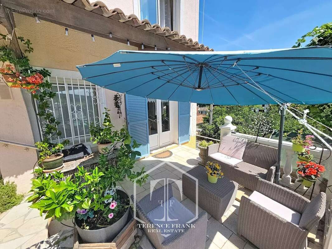 Appartement à ASPREMONT