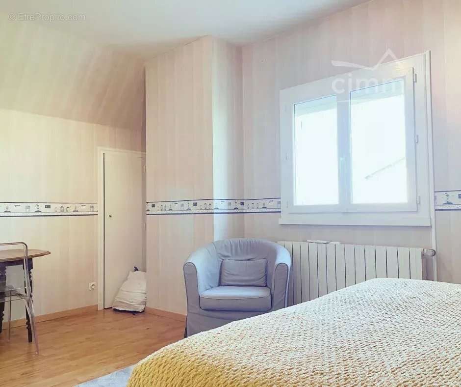 Maison à ANNEYRON
