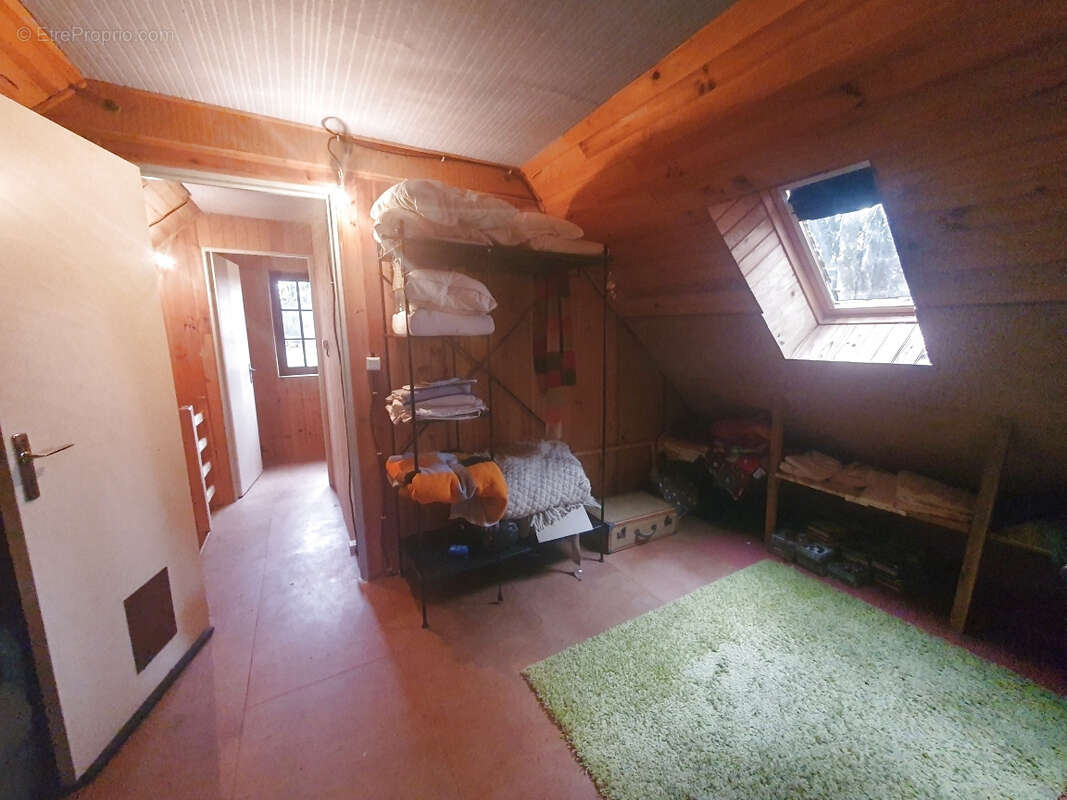 Maison à MARCILLAC-LA-CROISILLE