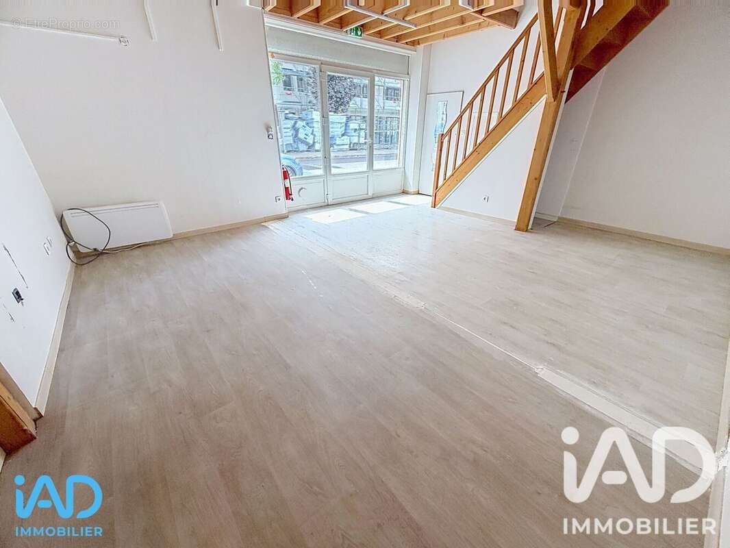 Commerce 63 m² à Troyes  - photo 3