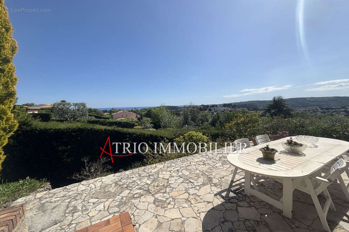 Maison à CAGNES-SUR-MER