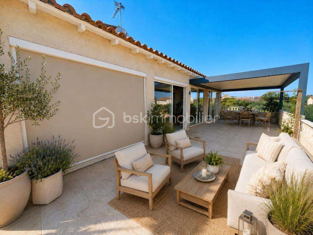 RARE !!!Aux portes de Montpellier et du bassin de Thau, propriété avec maison de 233m2 au coeur de 5000m2 constructible - photo 10