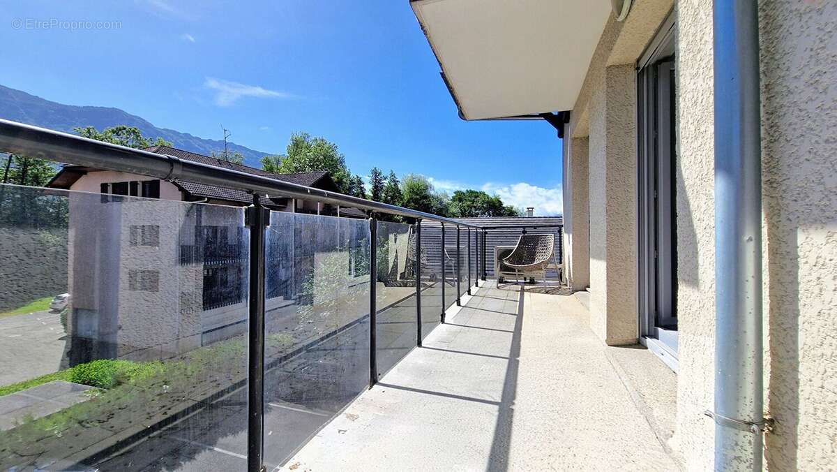 Appartement à VIVIERS-DU-LAC