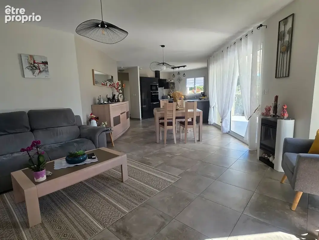 Villa de plain pied en parfait état - photo 4
