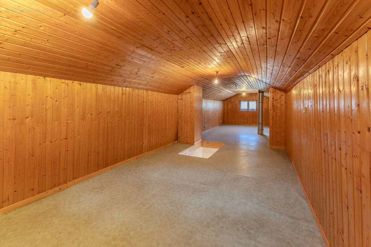 Deux maisons mitoyennes - Villette, proche d'Aime-La Plagne (surface totale de 280m2) - photo 16
