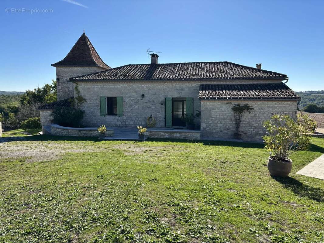 Vue panoramique pour cette propriété de caractère - photo 3