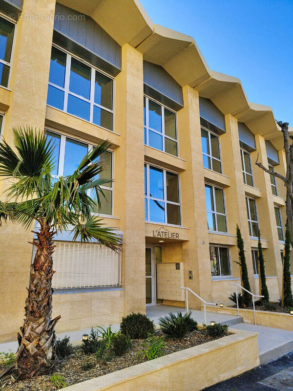 Commerce à AIX-EN-PROVENCE