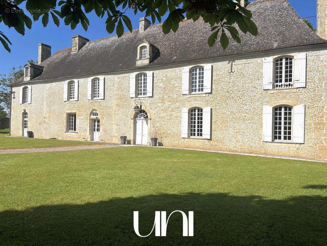 Maison à MORTEAUX-COULIBOEUF
