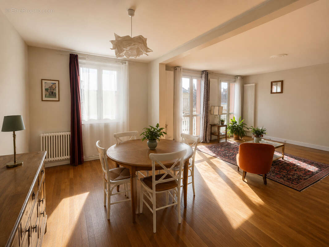 Appartement 139 m² à Bourges  - photo 3