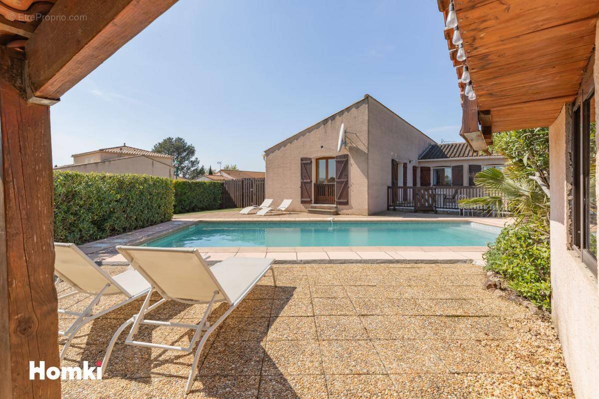 Maison à VILLEMOUSTAUSSOU